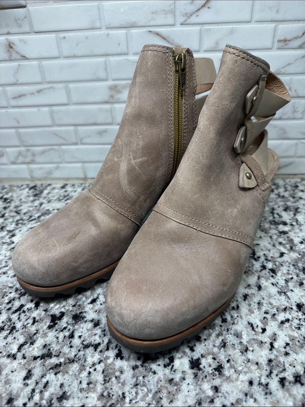 Sorel Addington Leather Strappy Back Block Heel Boots